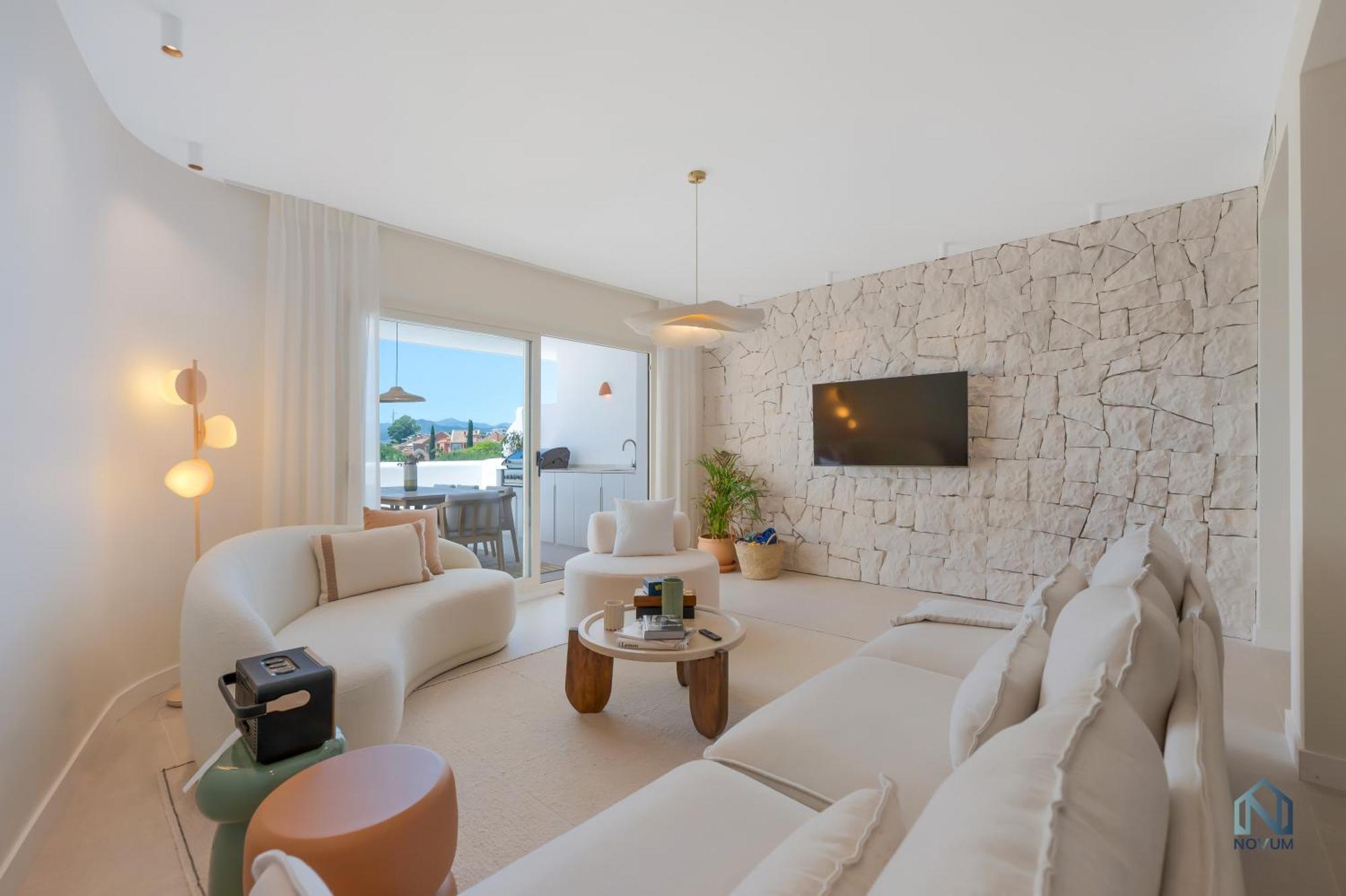 Appartement Extravagant Newly Renovated Penthouse With Sea Views *