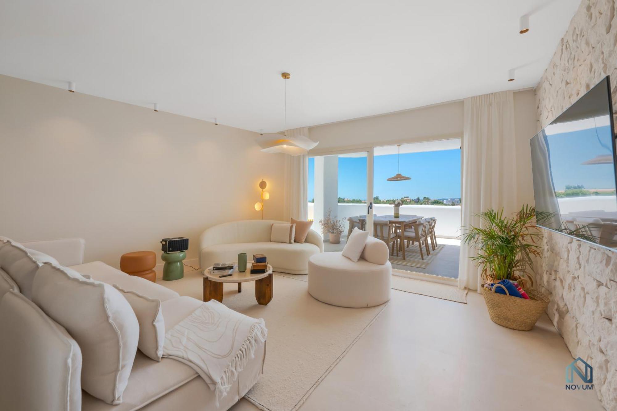 Apartment Extravagant Newly Renovated Penthouse With Sea Views Marbella